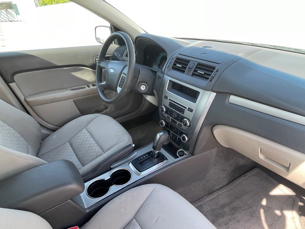 2010 Ford Fusion Image 102