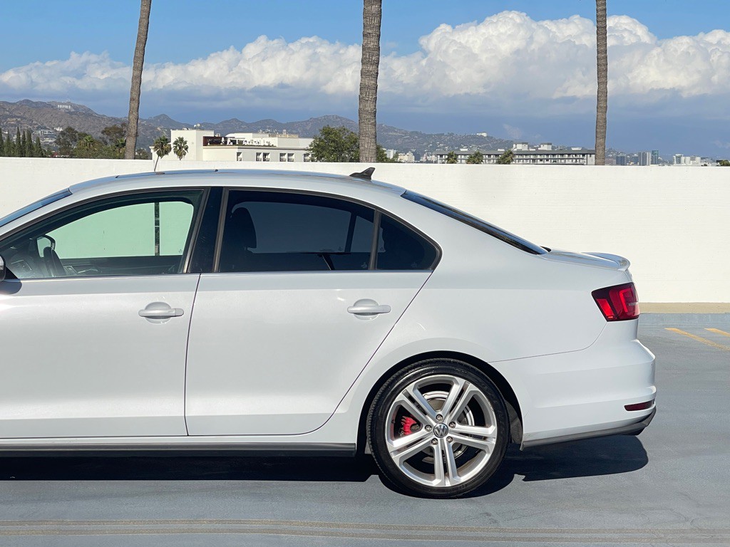 2017 Volkswagen Jetta Image 8