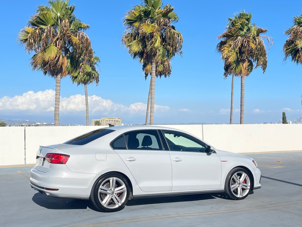 2017 Volkswagen Jetta Image 79
