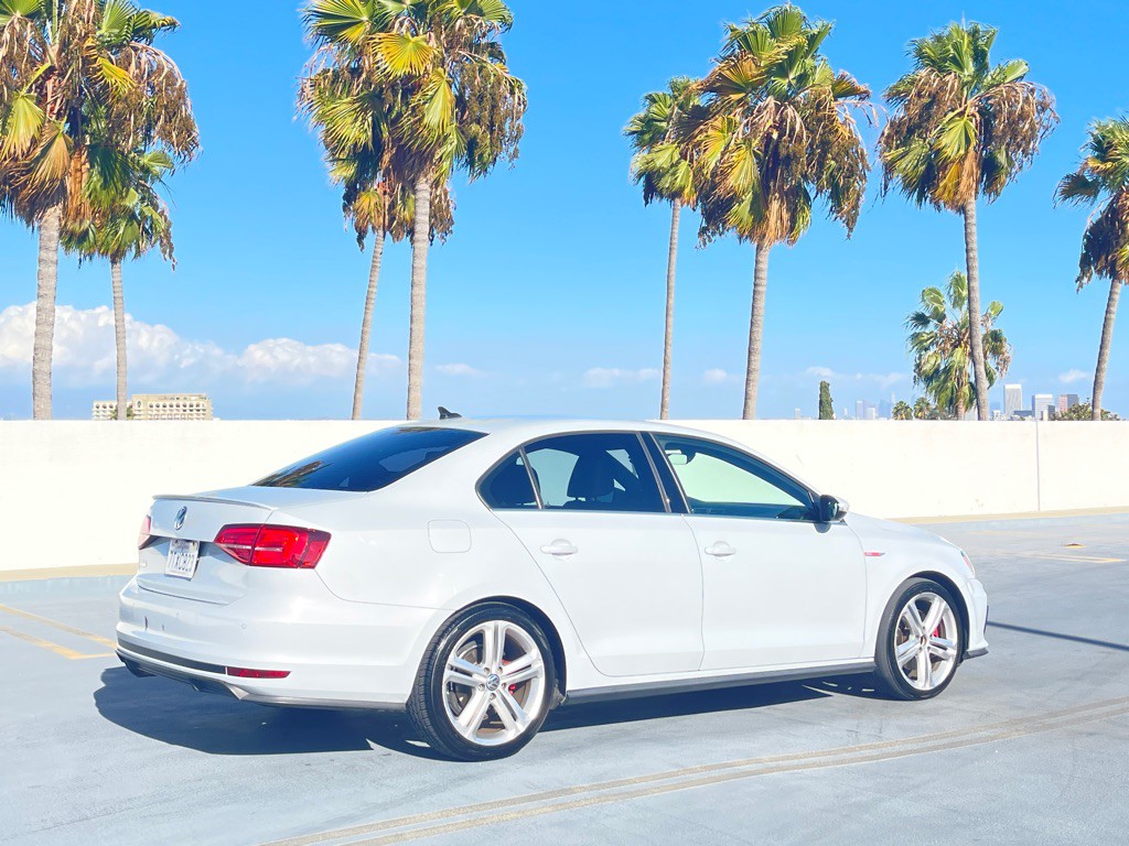 2017 Volkswagen Jetta Image 82