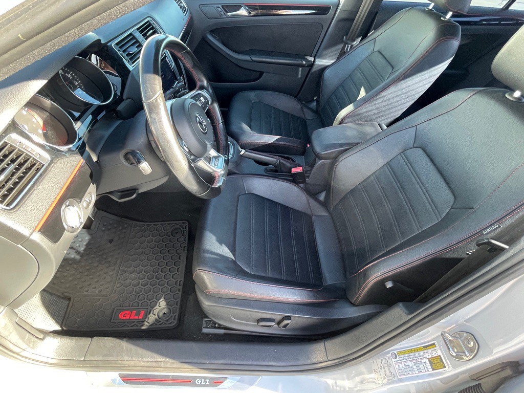 2017 Volkswagen Jetta Image 95
