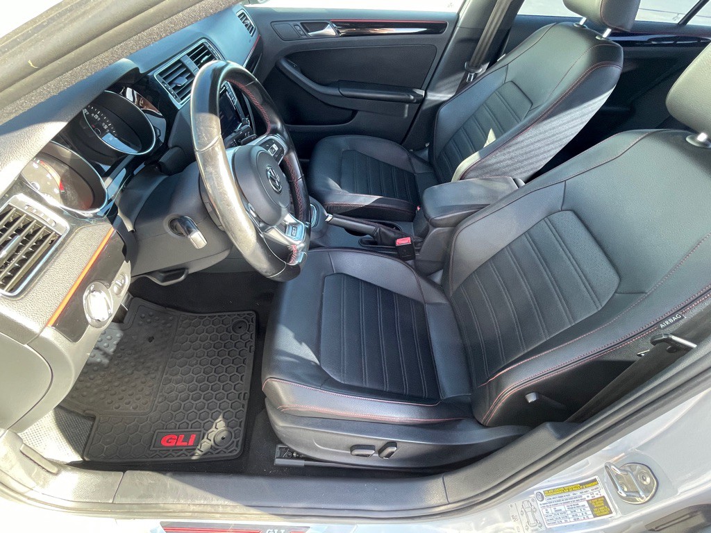 2017 Volkswagen Jetta Image 96