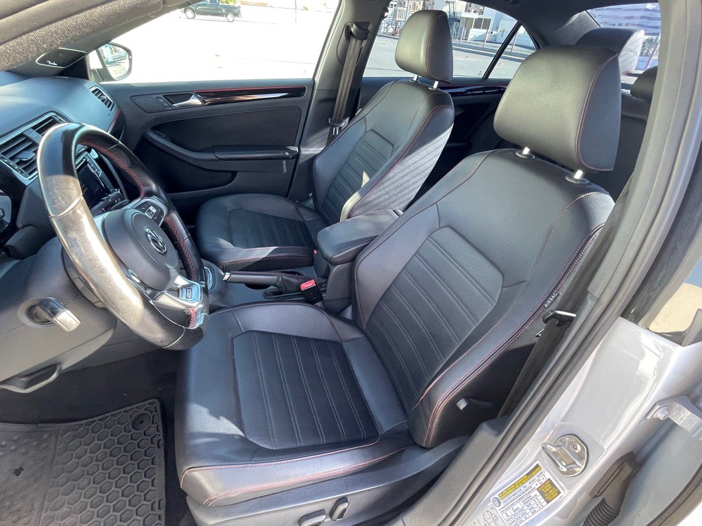 2017 Volkswagen Jetta Image 99