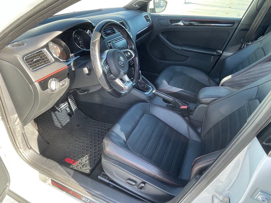 2017 Volkswagen Jetta Image 107
