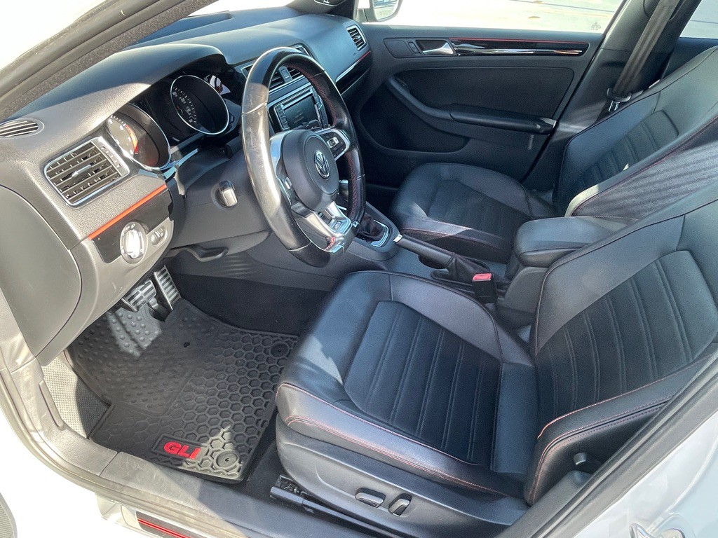 2017 Volkswagen Jetta Image 109