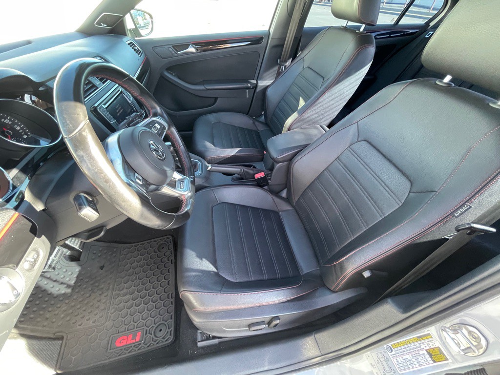 2017 Volkswagen Jetta Image 120
