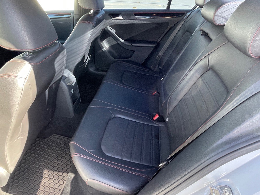 2017 Volkswagen Jetta Image 133