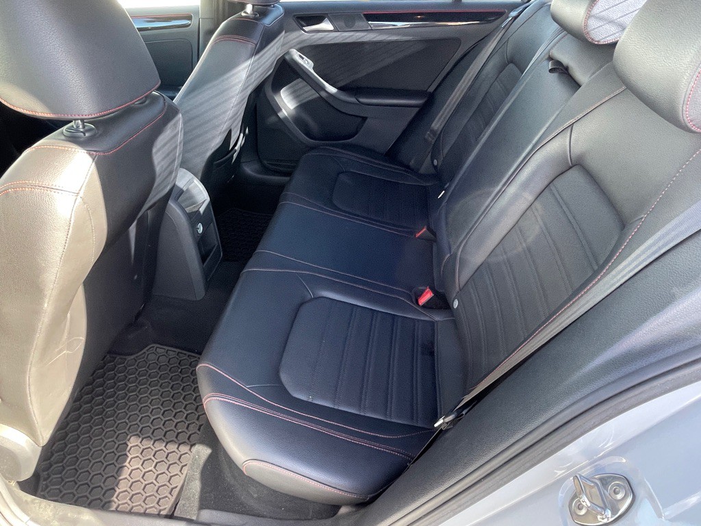 2017 Volkswagen Jetta Image 135
