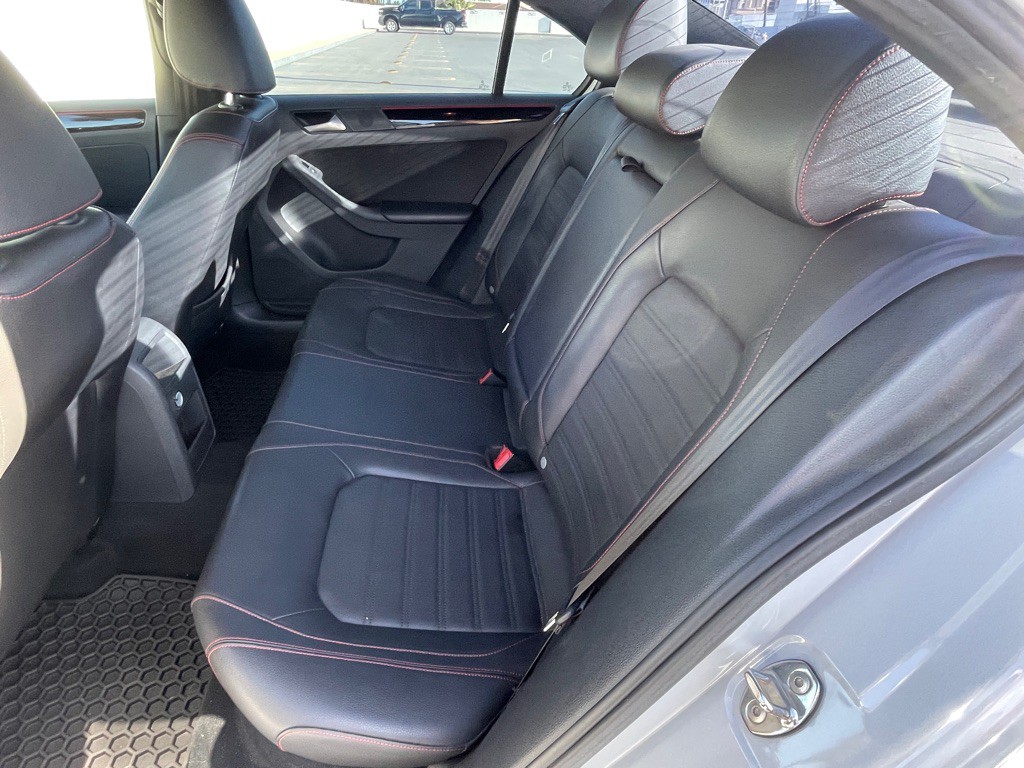 2017 Volkswagen Jetta Image 140