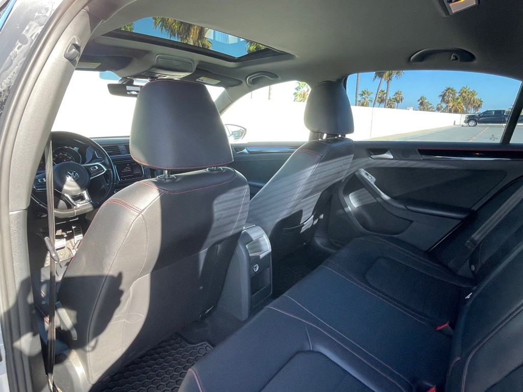 2017 Volkswagen Jetta Image 143