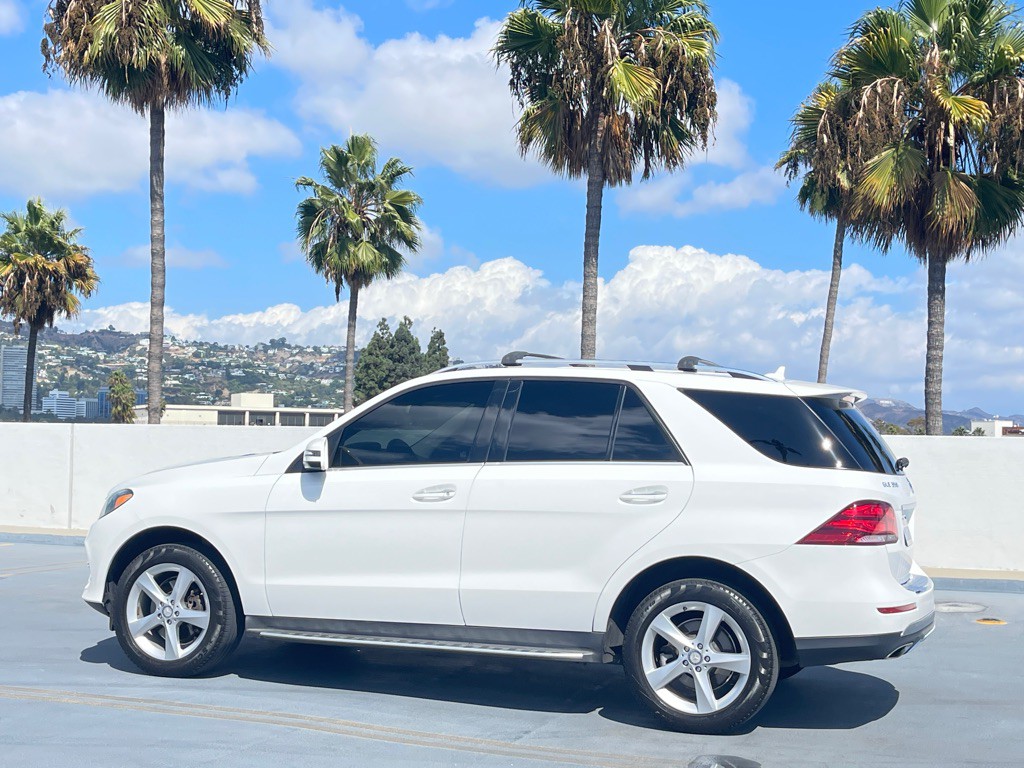 2016 Mercedes-Benz GLE-Class Image 16