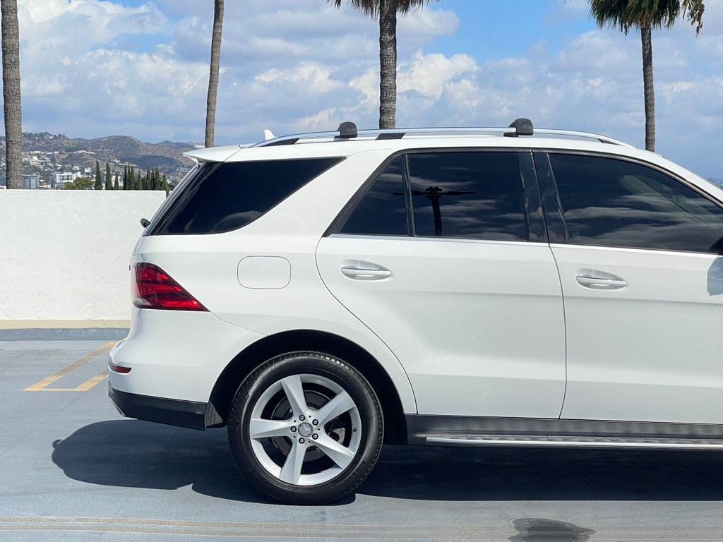2016 Mercedes-Benz GLE-Class Image 30