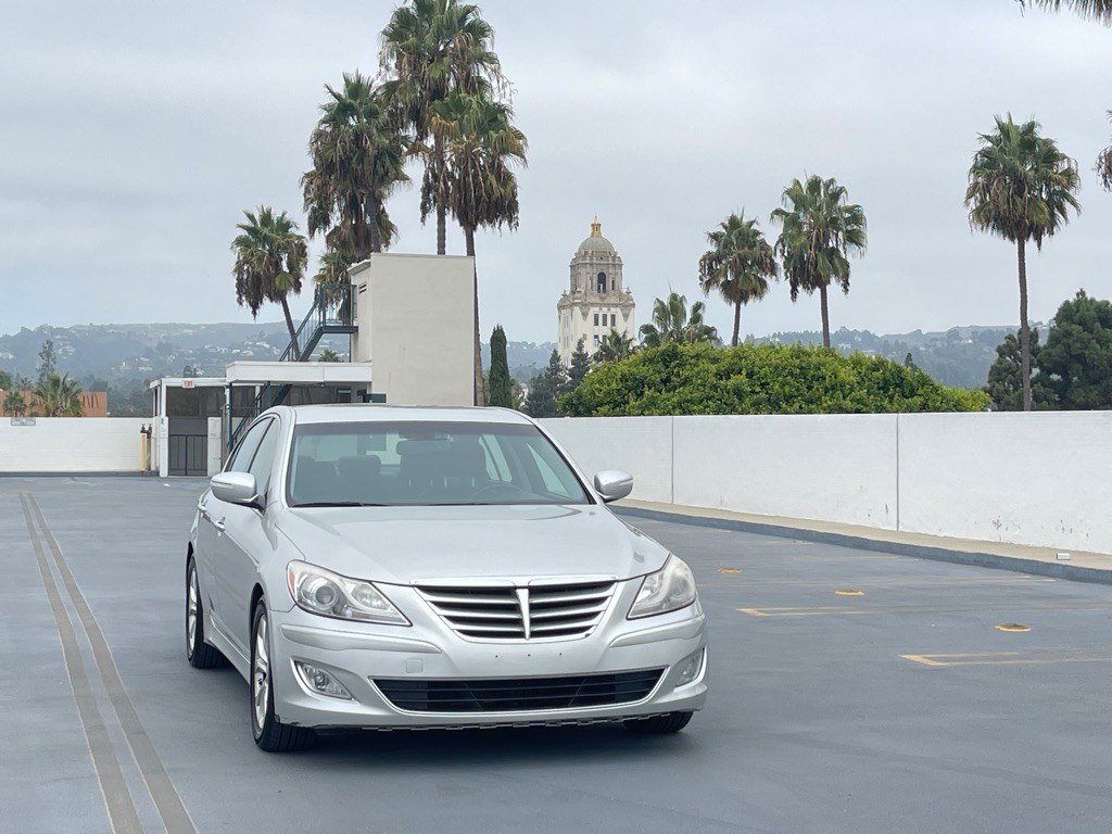 2012 Hyundai Genesis Image 31