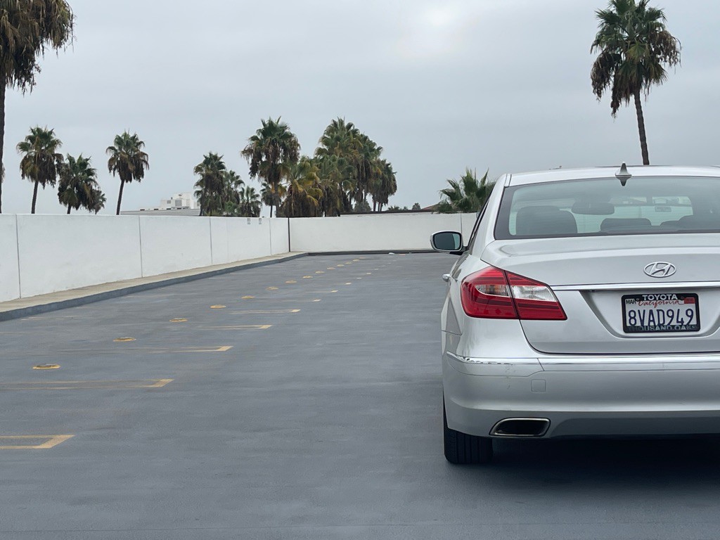 2012 Hyundai Genesis Image 50