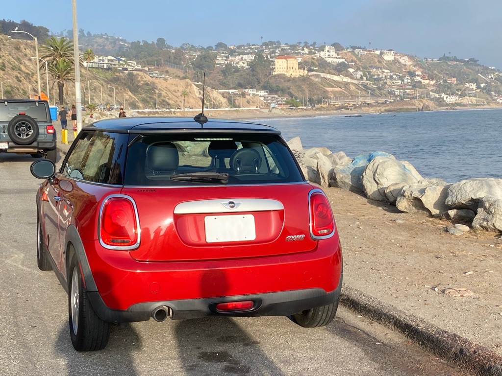 2015 MINI Cooper Image 6