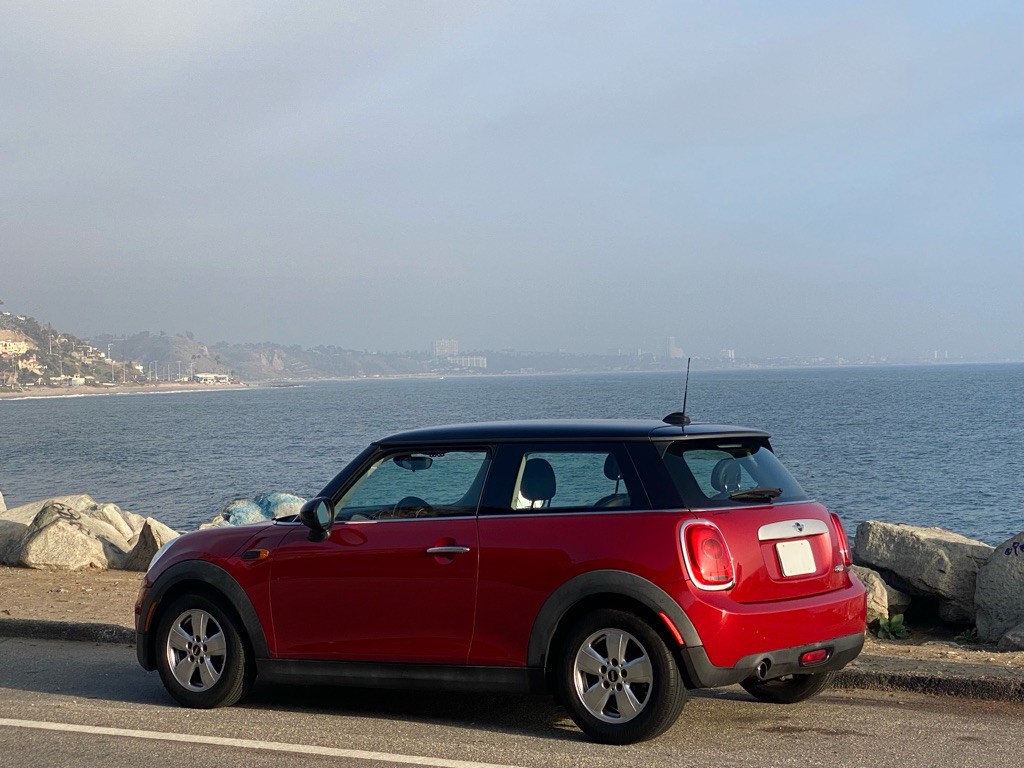 2015 MINI Cooper Image 7