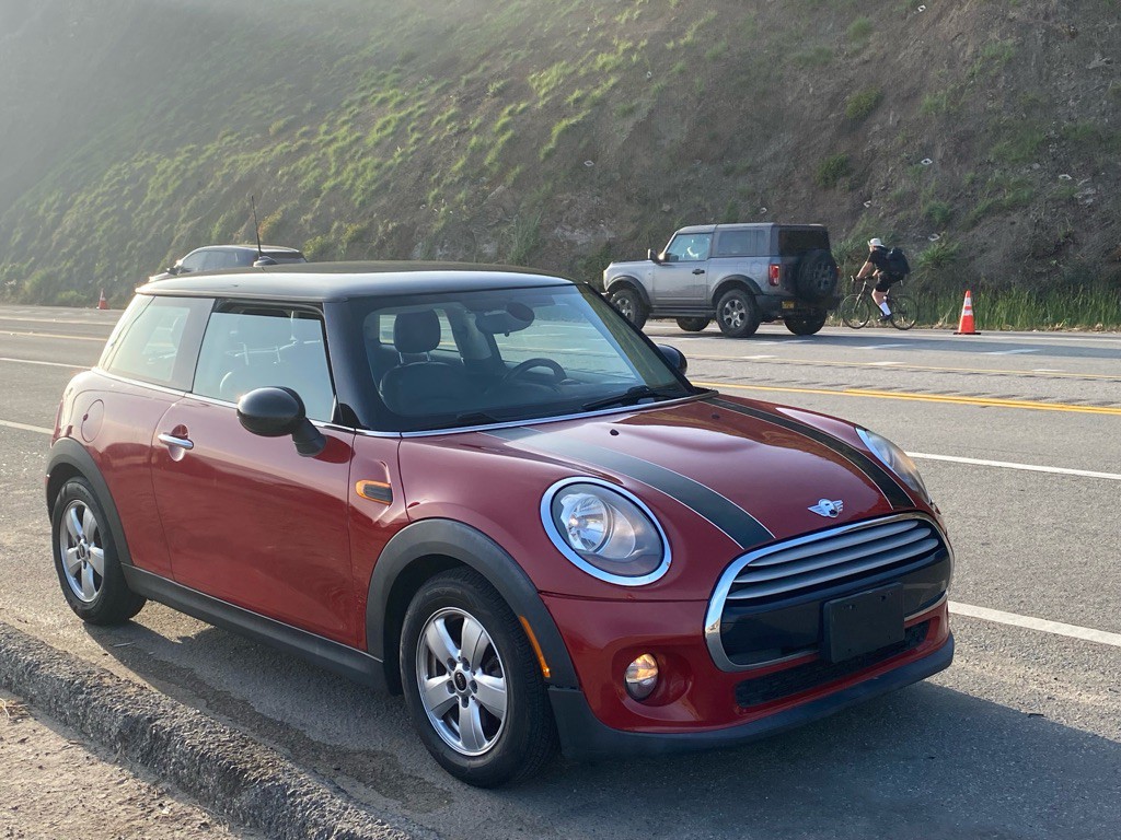 2015 MINI Cooper Image 12