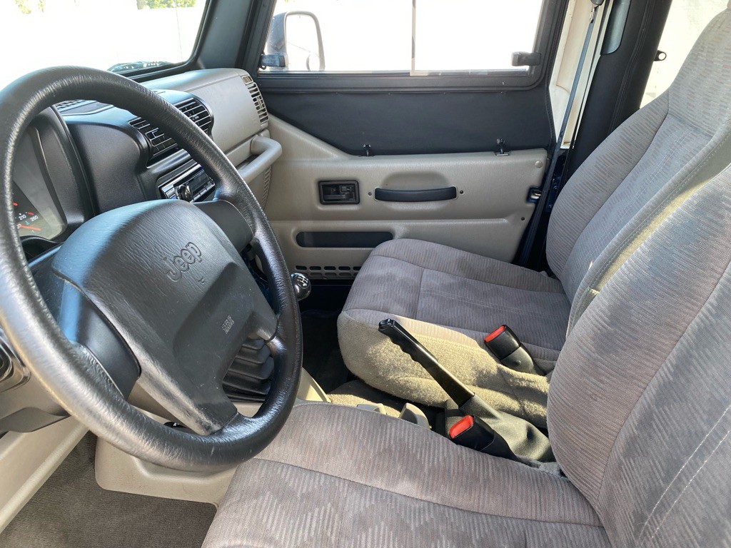 2003 Jeep Wrangler Image 5