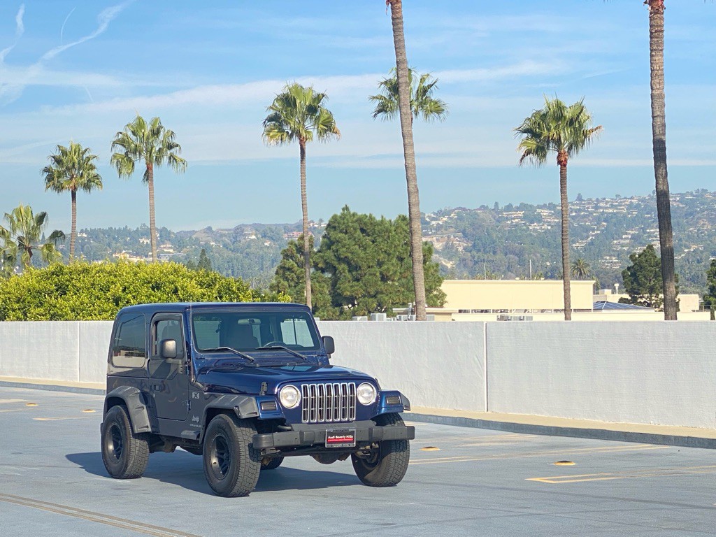 2003 Jeep Wrangler Image 8