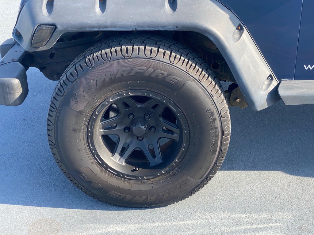 2003 Jeep Wrangler Image 16