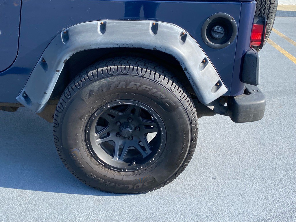 2003 Jeep Wrangler Image 17