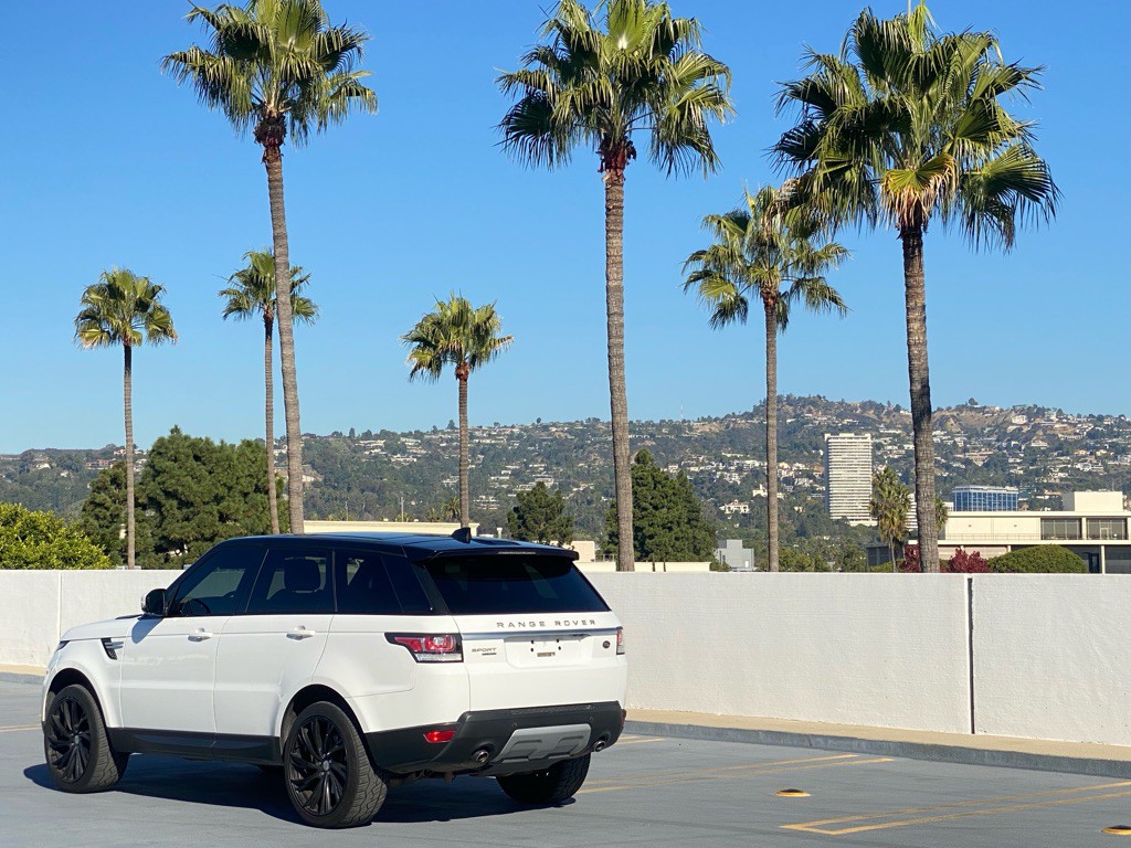 2017 Land Rover Range Rover Sport Image 12