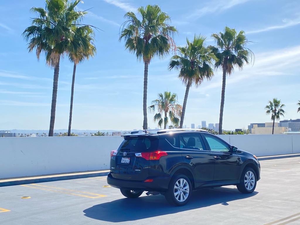 2015 Toyota Rav4 Image 4