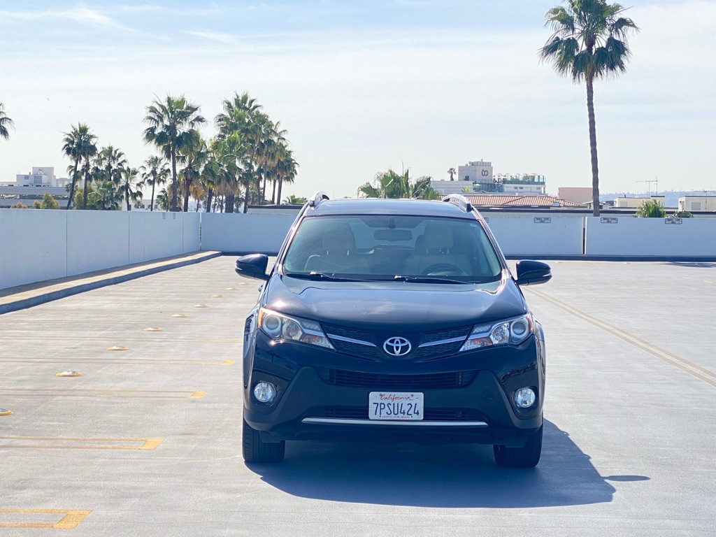 2015 Toyota Rav4 Image 10