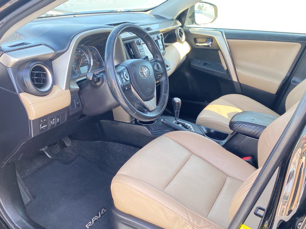 2015 Toyota Rav4 Image 15