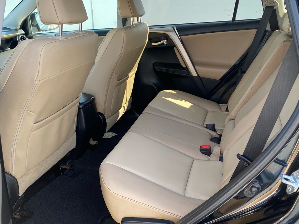 2015 Toyota Rav4 Image 16