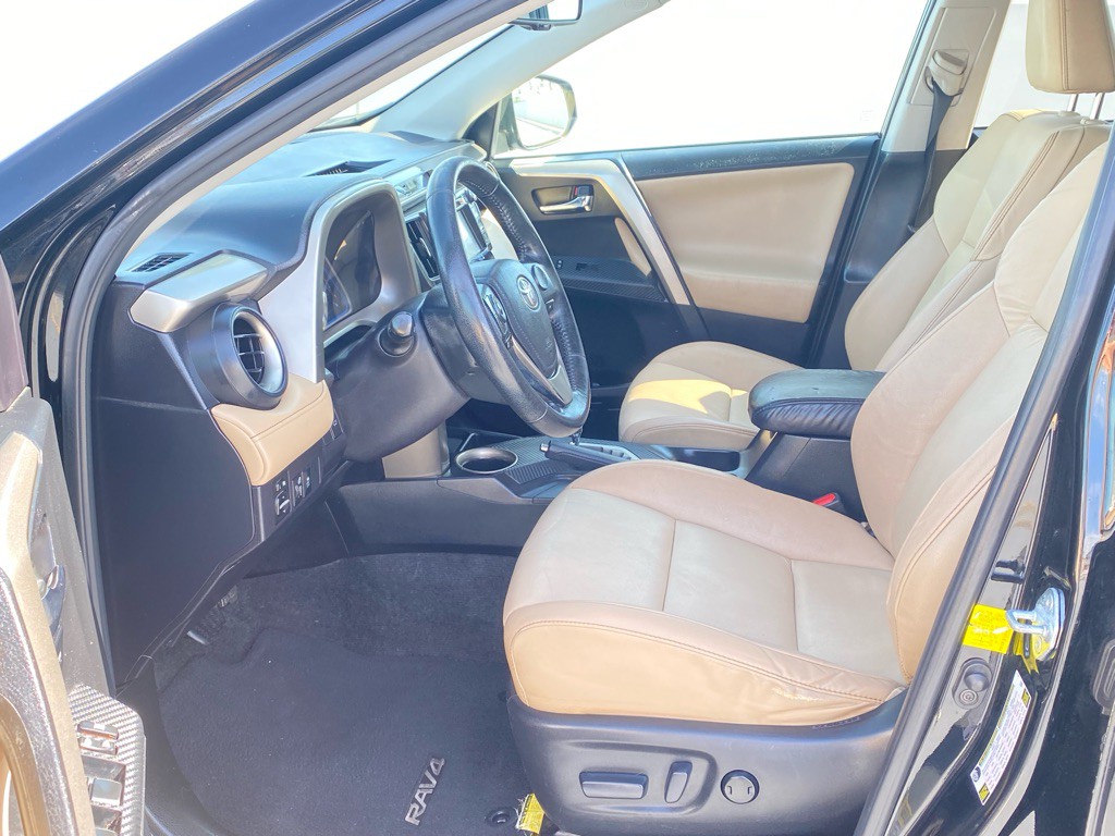 2015 Toyota Rav4 Image 18