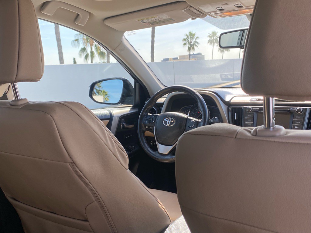 2015 Toyota Rav4 Image 29