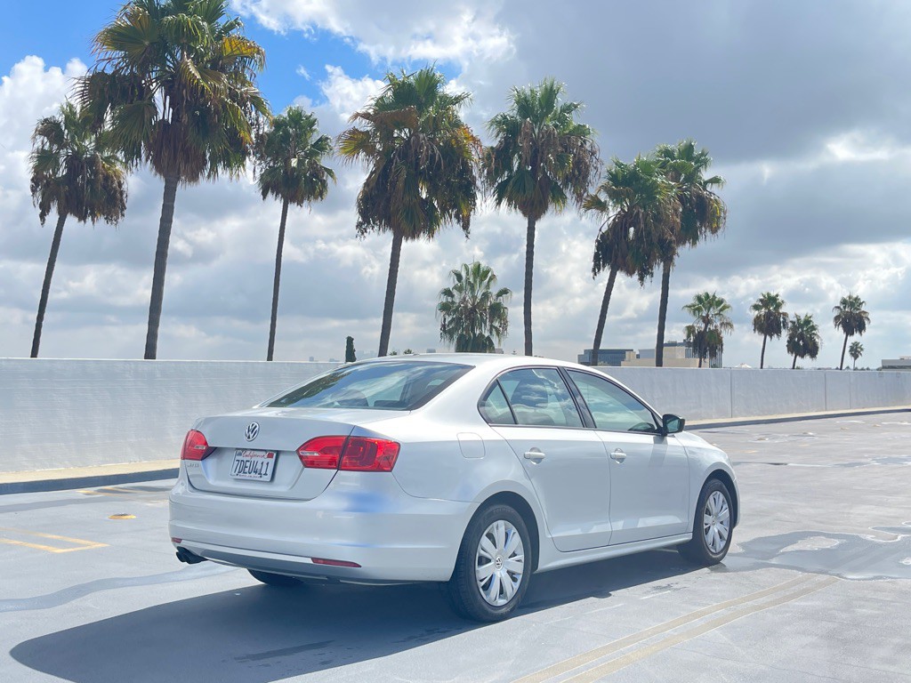 2014 Volkswagen Jetta Image 1