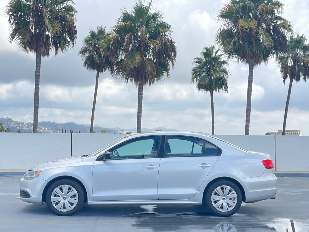2014 Volkswagen Jetta Image 4