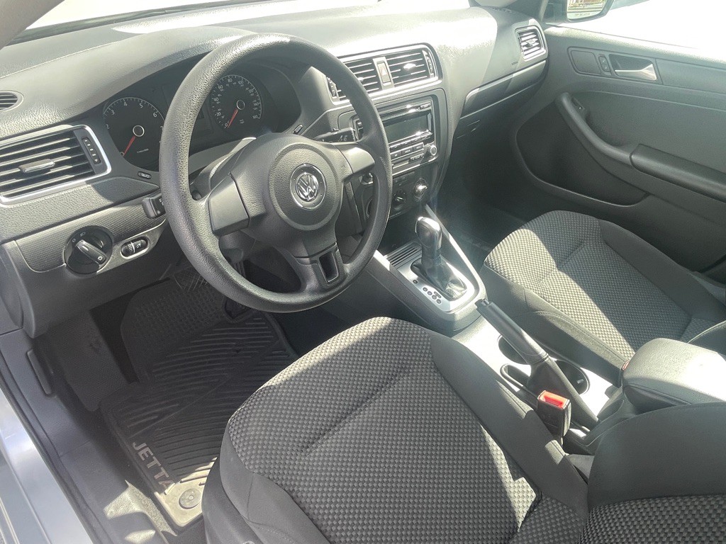 2014 Volkswagen Jetta Image 5