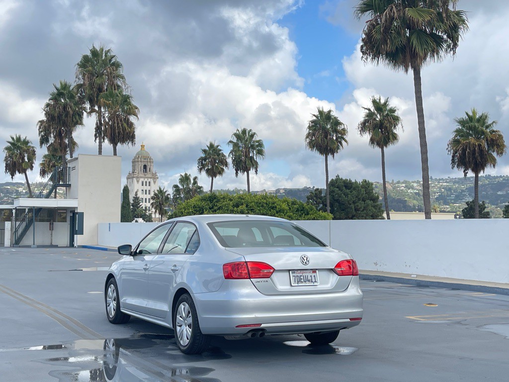 2014 Volkswagen Jetta Image 10