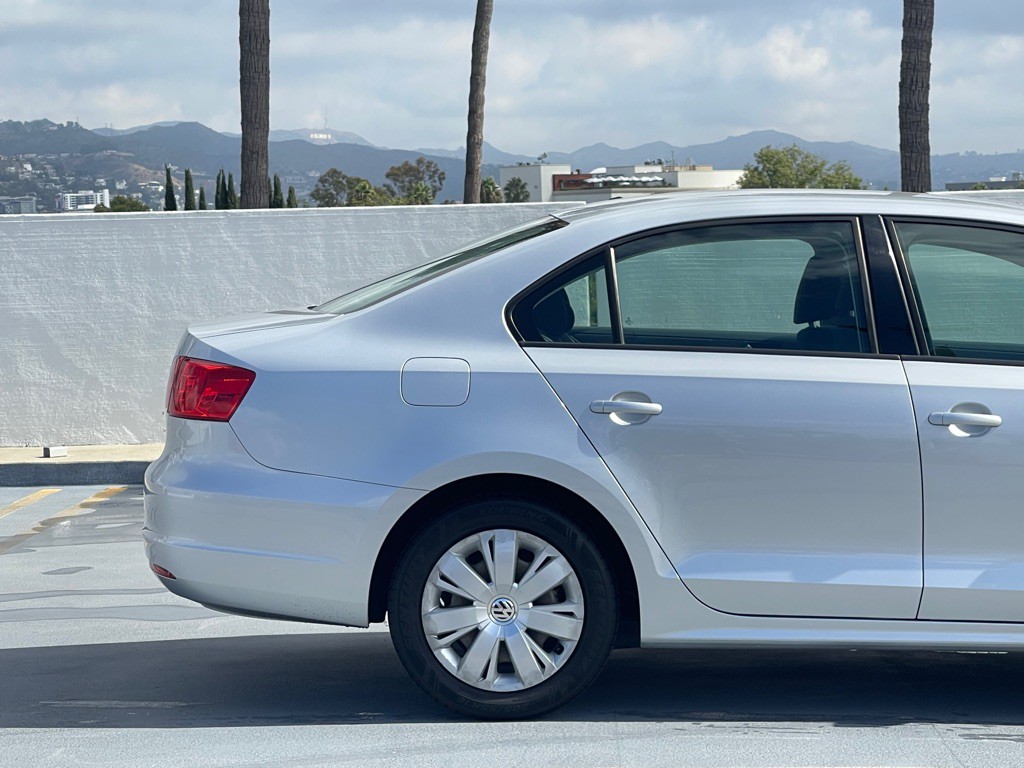 2014 Volkswagen Jetta Image 31
