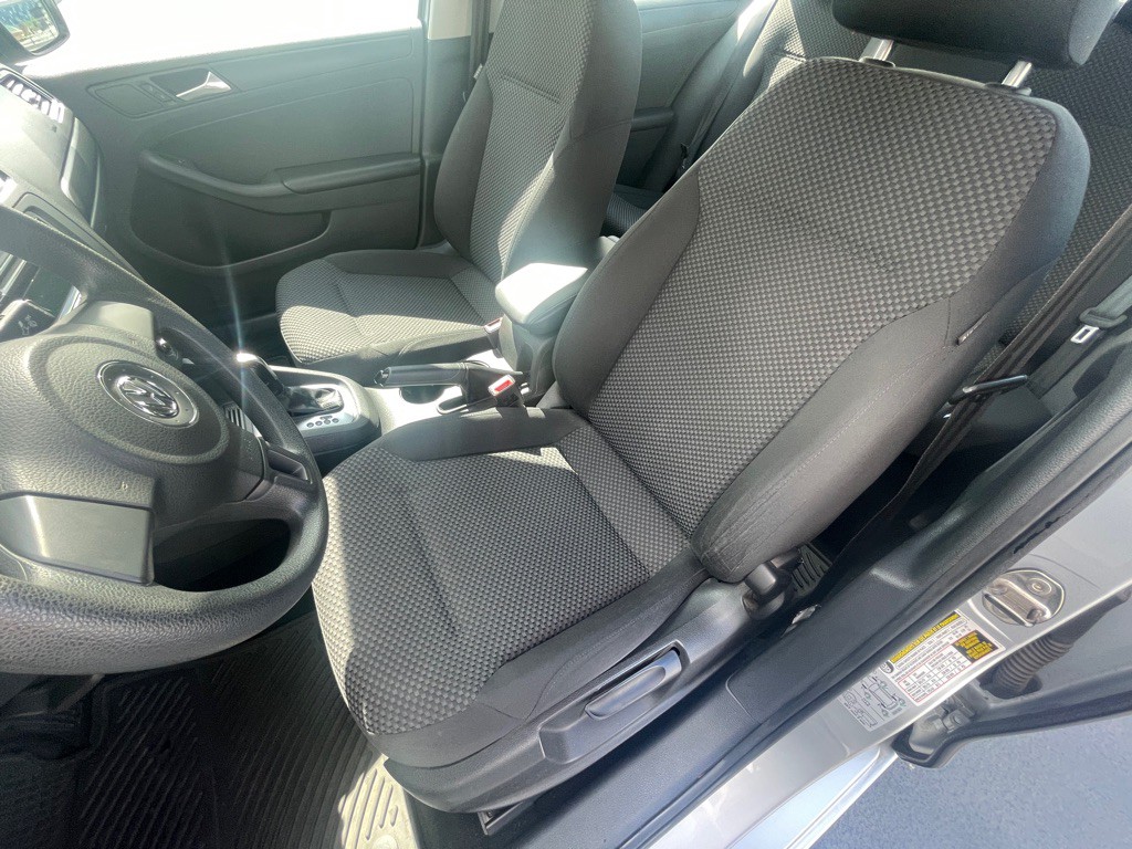 2014 Volkswagen Jetta Image 46