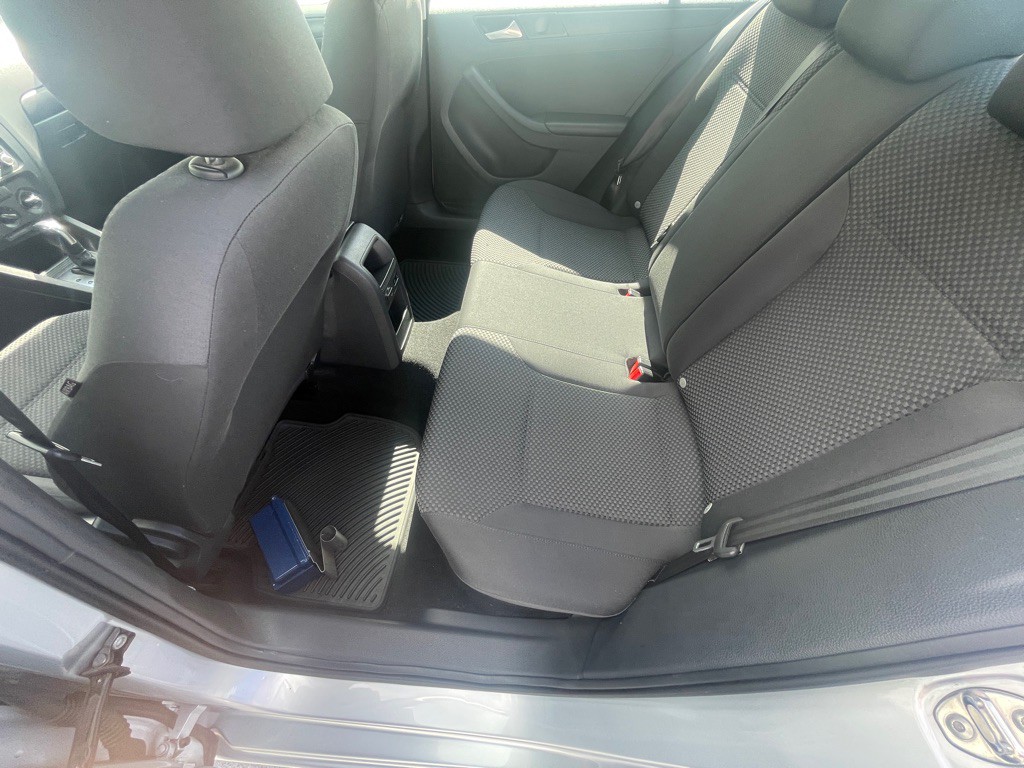 2014 Volkswagen Jetta Image 48