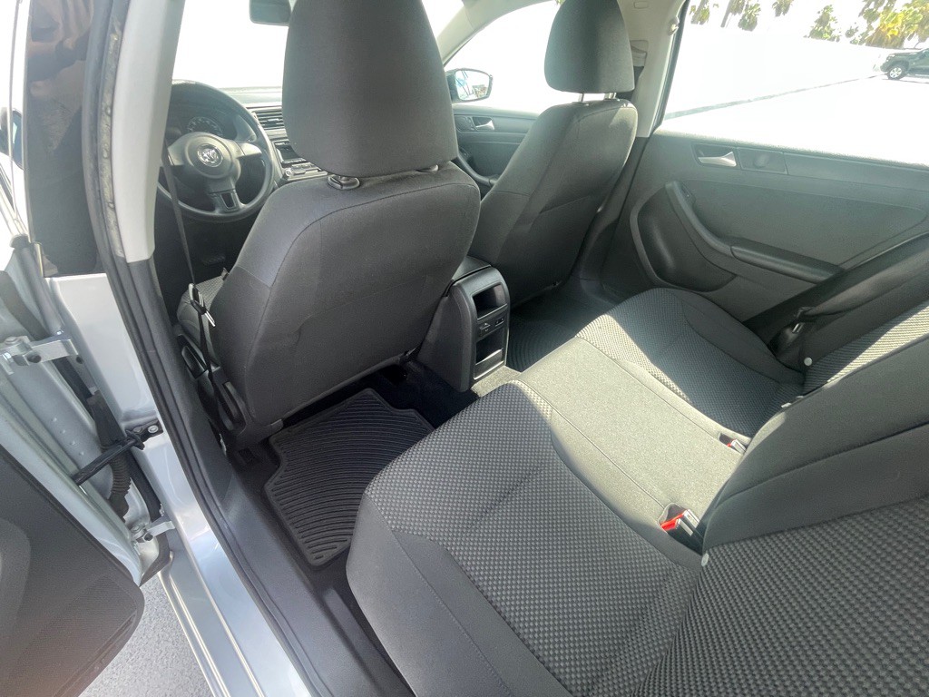 2014 Volkswagen Jetta Image 60