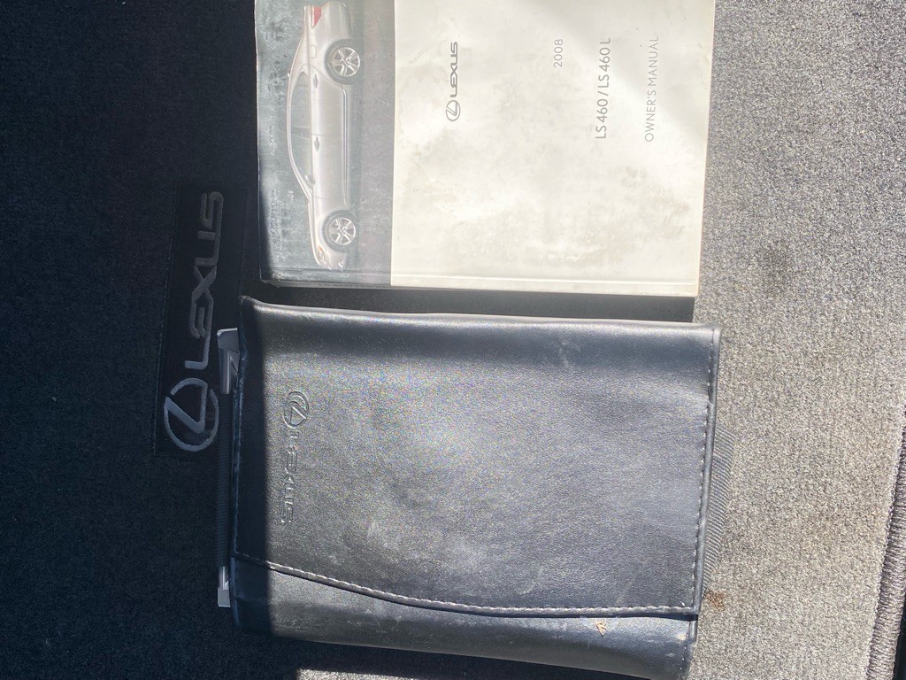 2008 Lexus LS Image 25