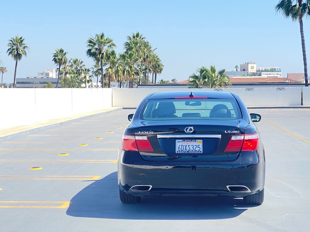 2008 Lexus LS Image 1