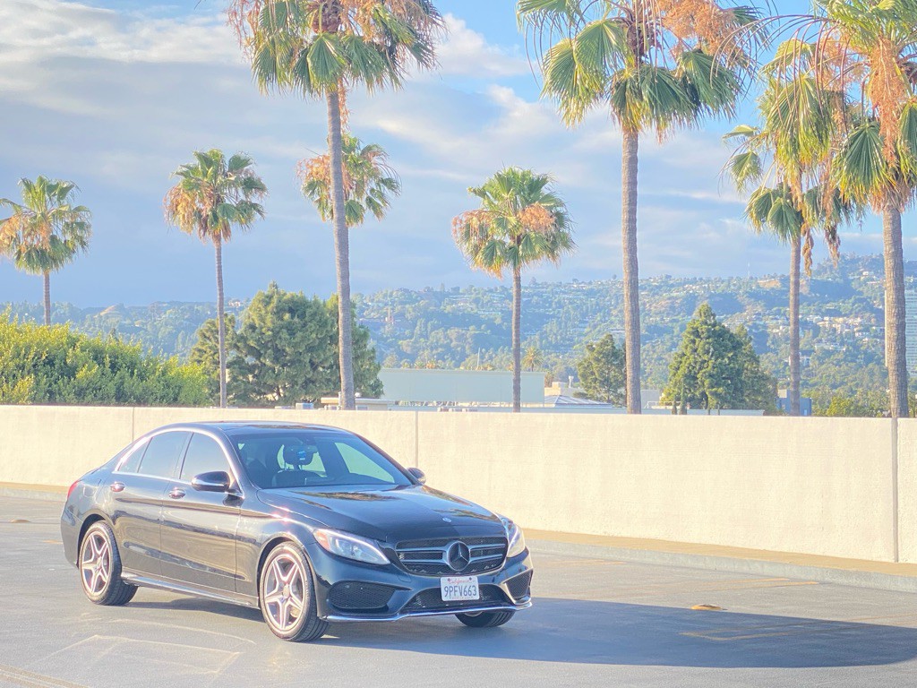 2015 Mercedes-Benz C-Class Image 4