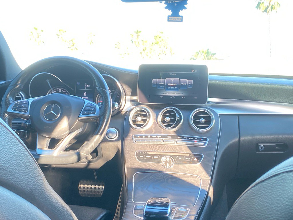 2015 Mercedes-Benz C-Class Image 5