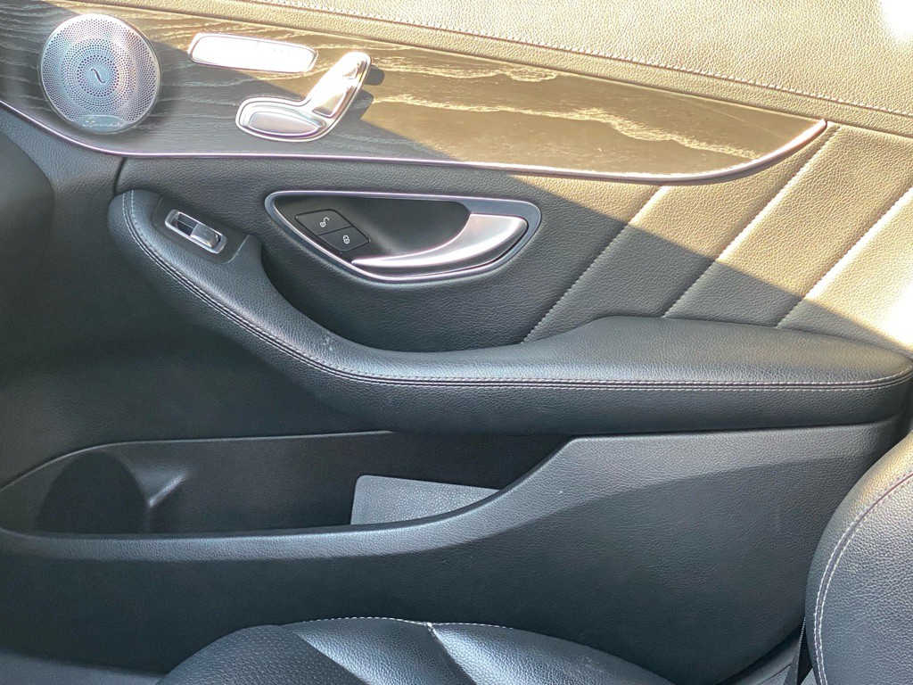 2015 Mercedes-Benz C-Class Image 14