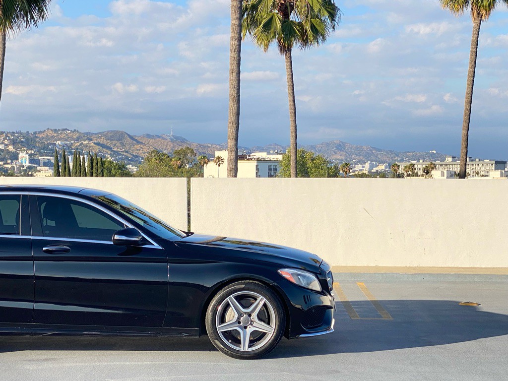 2015 Mercedes-Benz C-Class Image 18