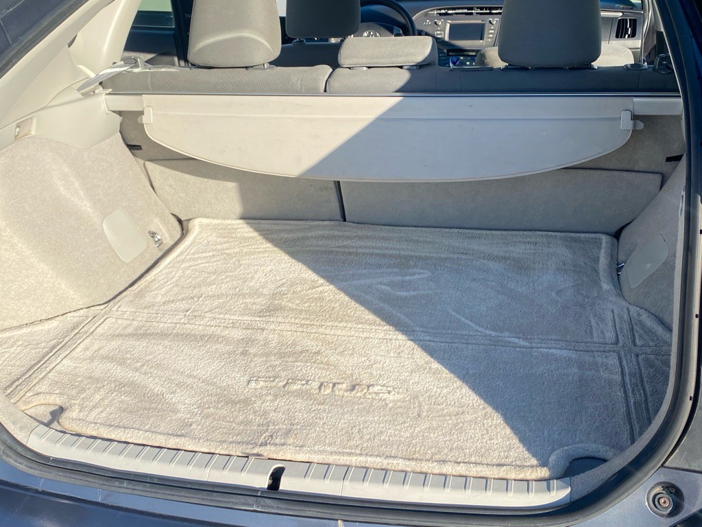 2013 Toyota Prius Image 24