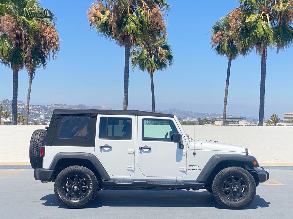 2016 Jeep Wrangler Unlimited Image 6