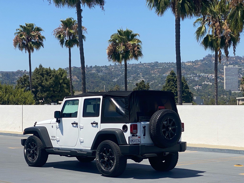 2016 Jeep Wrangler Unlimited Image 13
