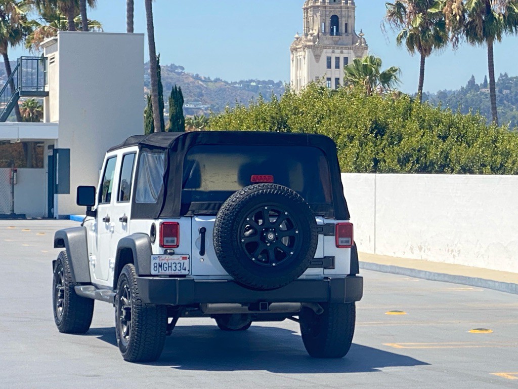 2016 Jeep Wrangler Unlimited Image 15